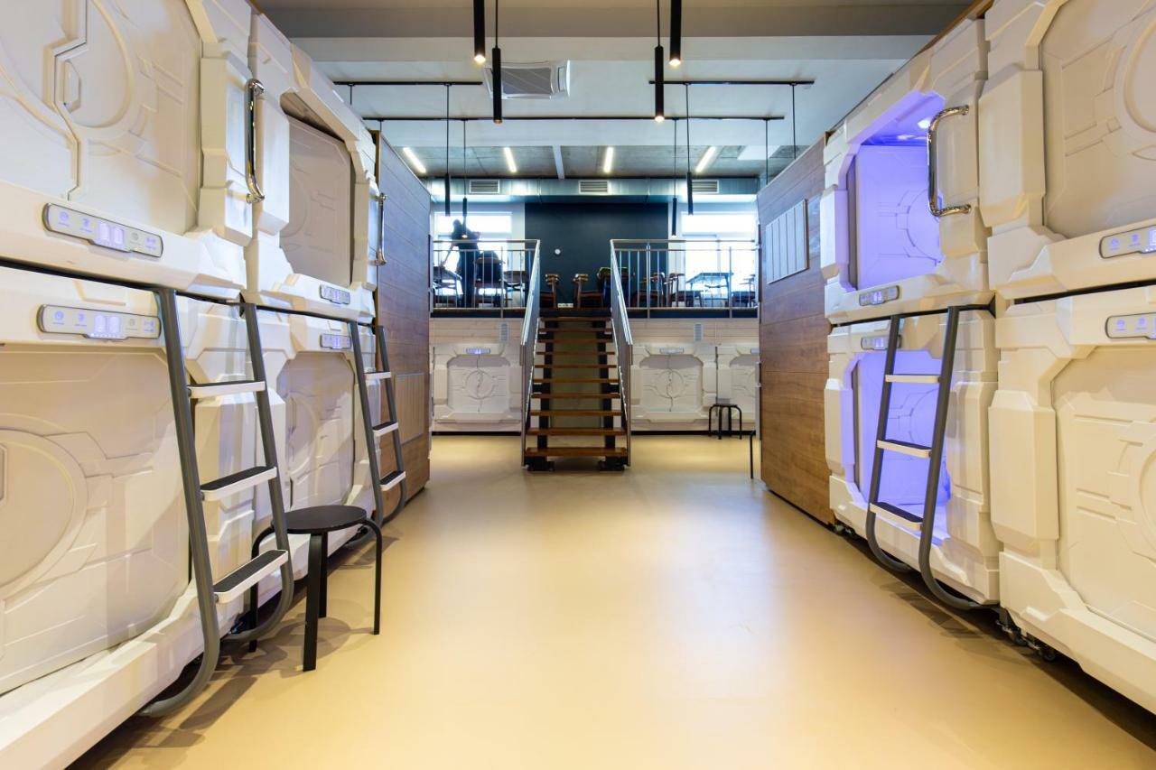 Spacehotel Karlsruhe Bagian luar foto